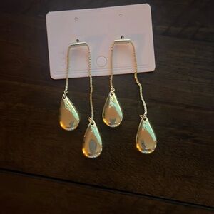 Elegant Gold Teardrop Earrings